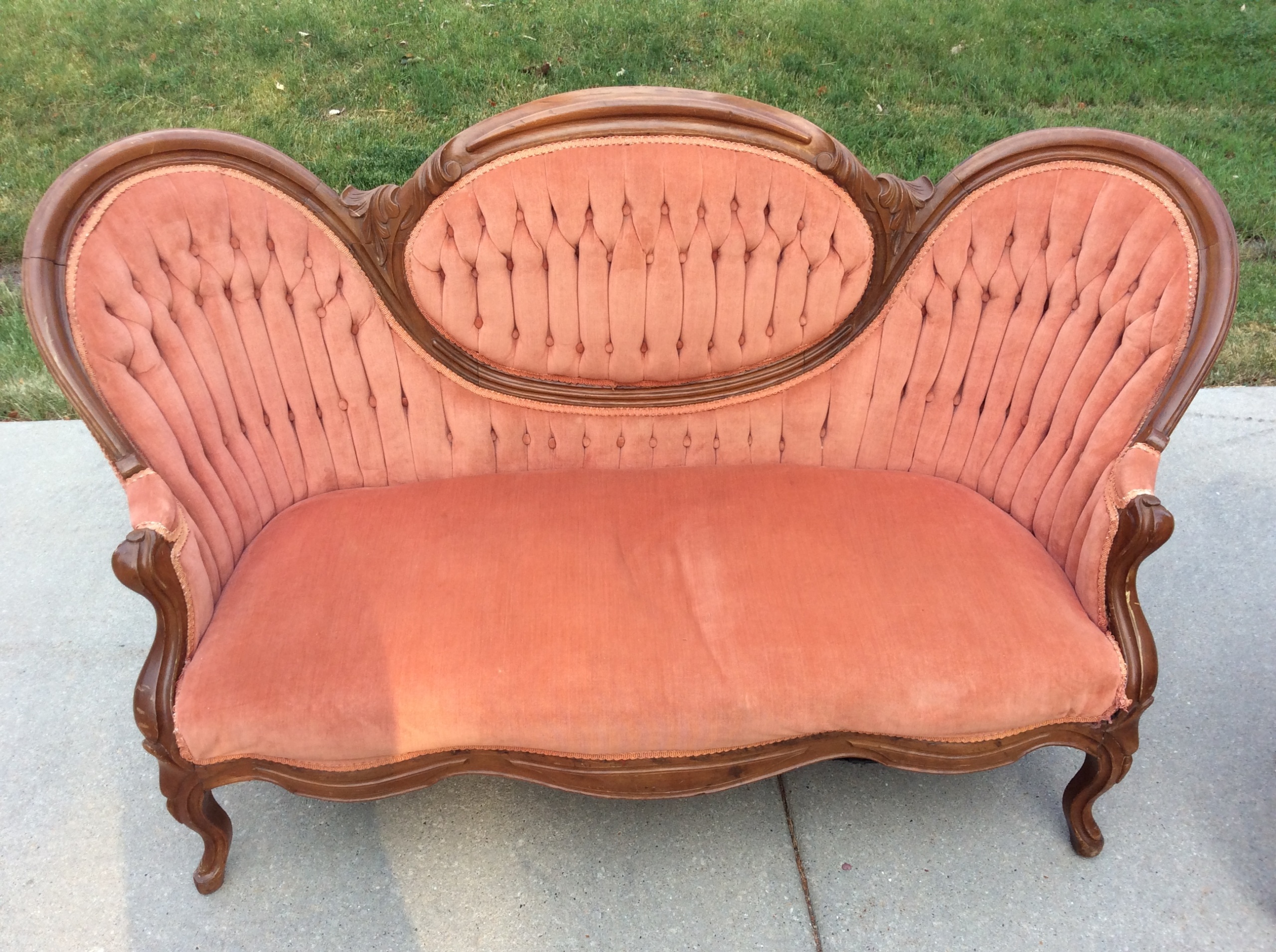 Salmon Settee